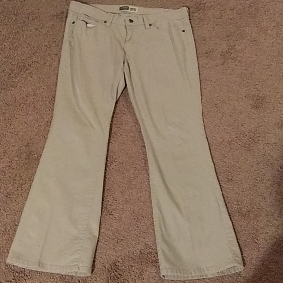 women's levi's khaki jeans